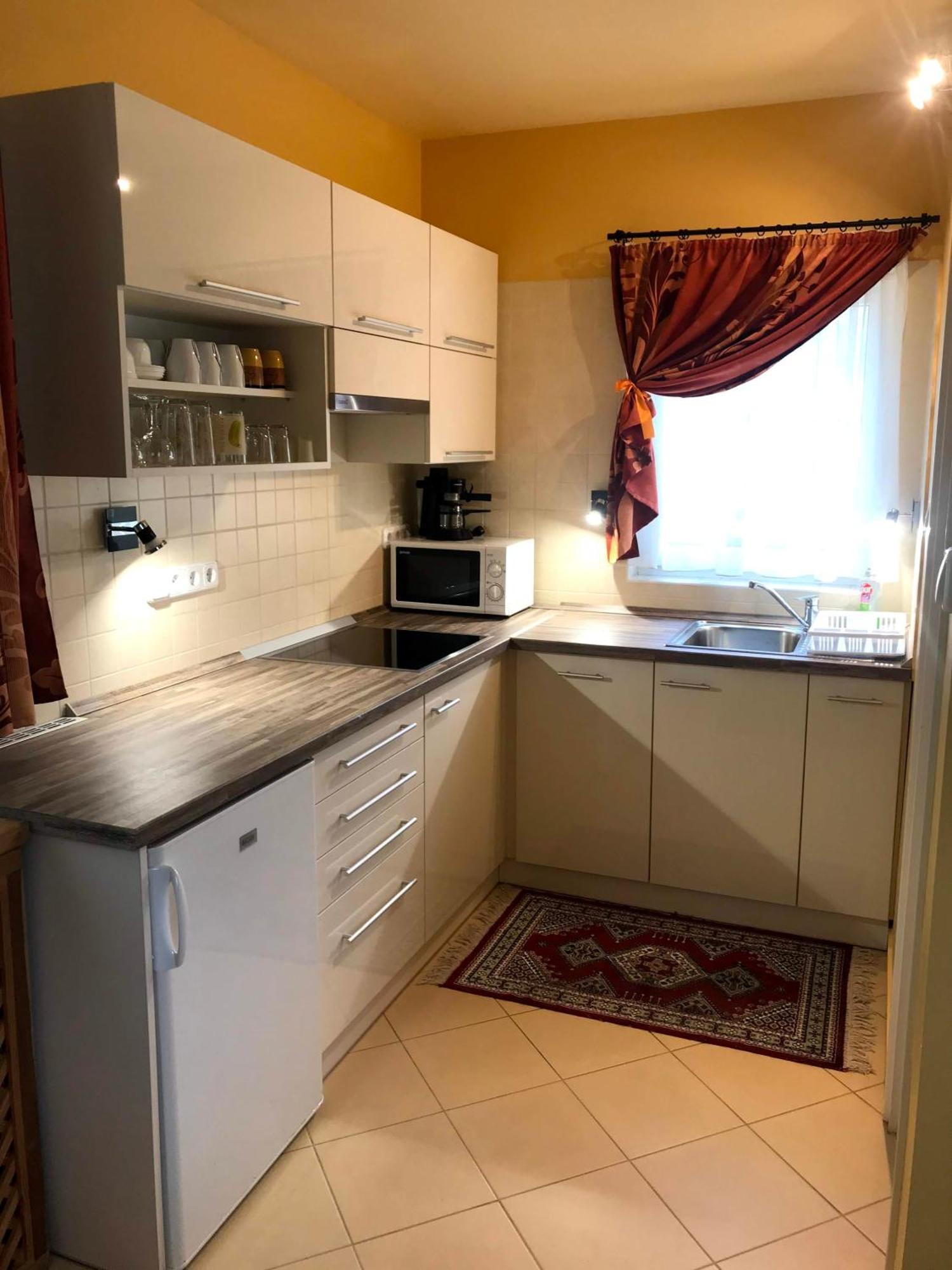 Tamasi Villa- Nyaralohaz Balatonkeresztur Luaran gambar